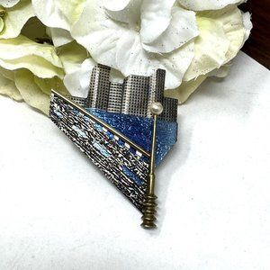 Vintage Kathleen Doyle Tom Reardon Sterling Silver  City Scape  3-D Brooch